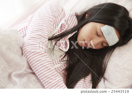 A girl who is sleeping A girl who is sleeping 25443519