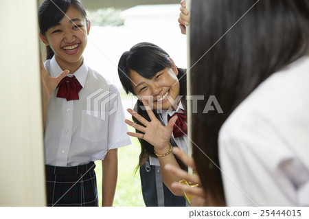 I go to my friend 's house I go to my friend 's house 25444015