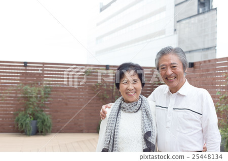 Senior couple Senior couple 25448134