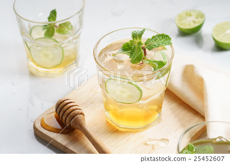 lime honey iced drinks 25452607
