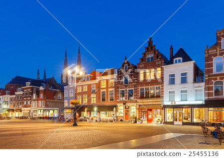 Delft. Market Square. Delft. Market Square. 25455136