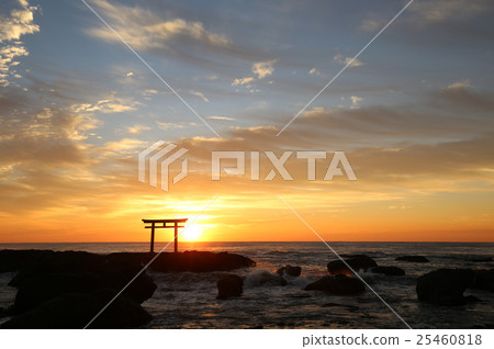 Torii of Oarai beach 25460818
