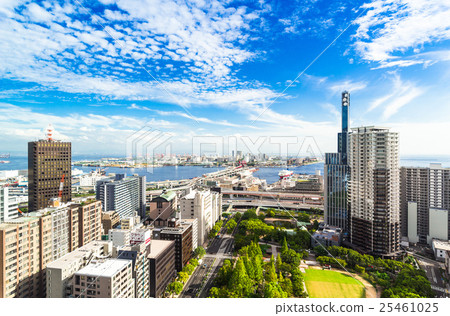 图库照片: 从神户市政厅观看的神户港和街道