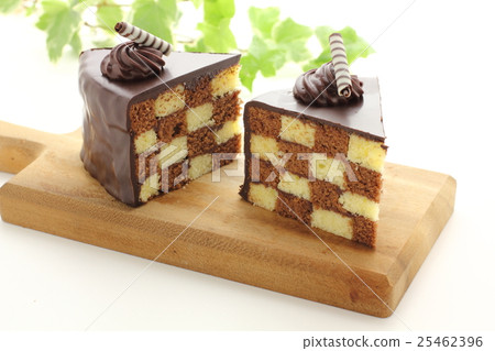 San Sebastian Cake San Sebastian Cake 25462396