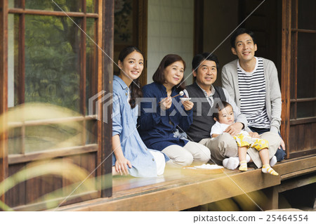 Returning home Returning home 25464554