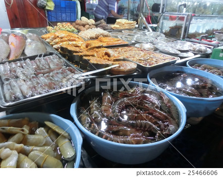 Vietnam · Phu Quoc Island Night Market · Fresh Seafood 25466606