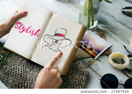 Appeal Attraction Beauty Fashion Vogue Graphic Concept 25467488