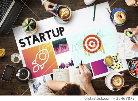 Startup Launch Business Goals Rocketship Concept Startup Launch Business Goals Rocketship Concept 25467872
