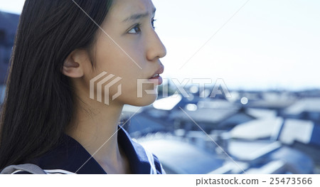 學校女孩高中肖像 25473566