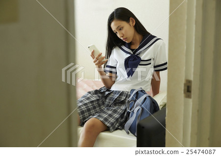 女高中生每天的形象 25474087