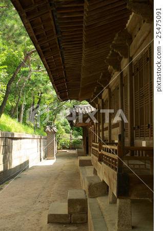 Unhyeongung palace in Seoul Korea 25475091