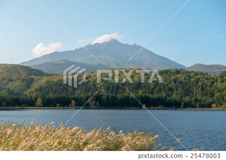 Mount Rishiri seen from Otatomari Numazuma Mount Rishiri seen from Otatomari Numazuma 25478003
