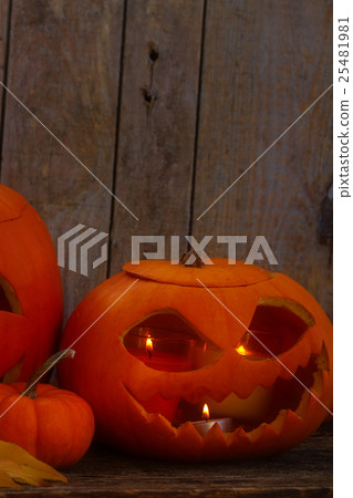 pumpkin on table 25481981