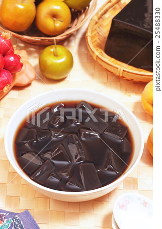 Grass jelly 25488330