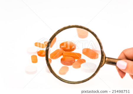 Capsules isolated on white background 25498751