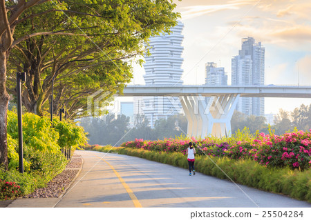 Singapore Marina Bay east park 25504284