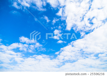 Sky clouds in October Cumulus clouds Cirrus clouds blue sky Autumn sky Late summer sky Background material Cloud blue sky Composite background Sky clouds in October Cumulus clouds Cirrus clouds blue sky Autumn sky Late summer sky Background material Cloud blue sky Composite background 25506238