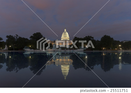 Washington DC, US Capitol Building 25511751