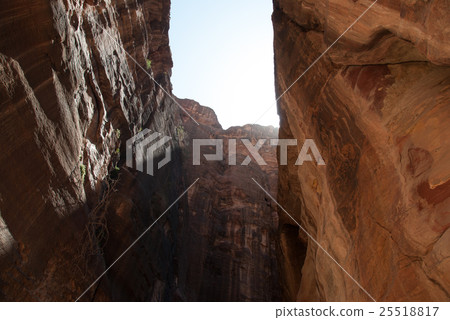 佩特拉遺址尋求(峽谷) 佩特拉遺址尋求(峽谷) 25518817