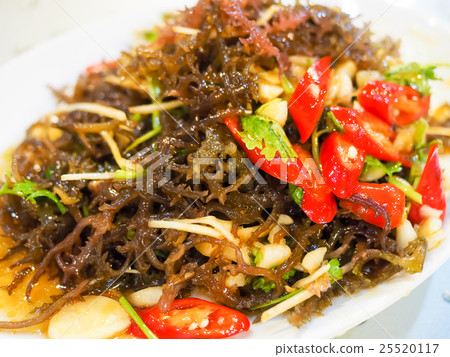 Cold coral grass 25520117