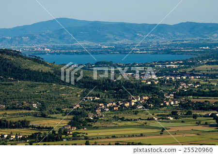 panorama of the Val di Chiana and Lake Trasimeno 25520960