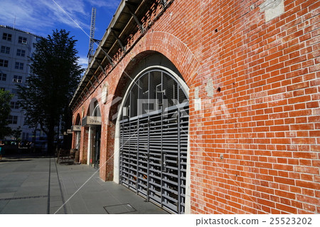 十月城市景觀1717年神田Maidenbashi,磚高橋·過橋橋 十月城市景觀1717年神田Maidenbashi,磚高橋·過橋橋 25523202