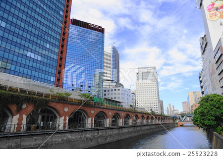 十月城市景觀1733年神田滿吉橋/磚高橋·橋樑橋 十月城市景觀1733年神田滿吉橋/磚高橋·橋樑橋 25523228