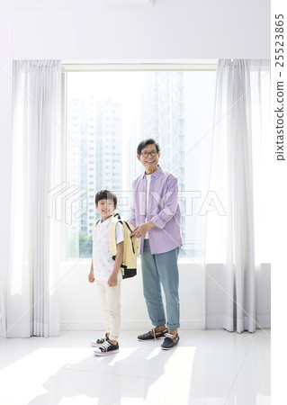 grandfather and grandson 253 25523865