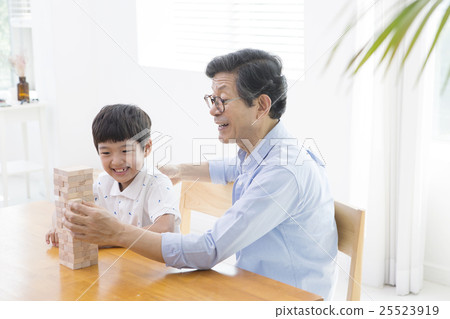 grandfather and grandson 281 25523919