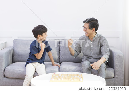 grandfather and grandson 304 25524023