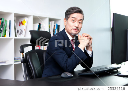 Expert 107 Expert 107 25524516
