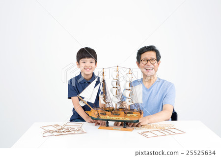 My grandfather and grandson 119 My grandfather and grandson 119 25525634