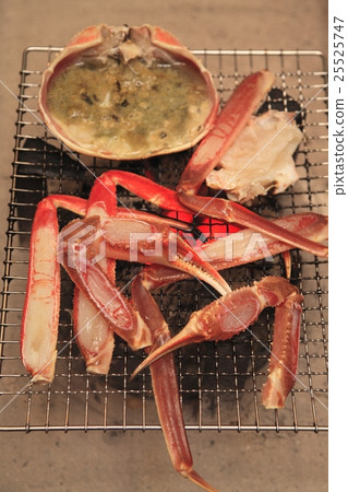 Grilled crab of snow crab Grilled crab of snow crab 25525747