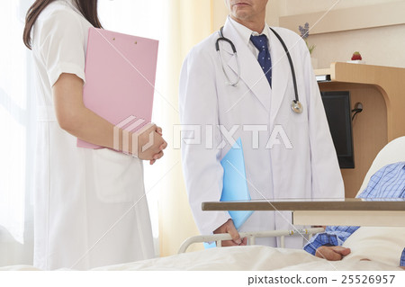 Medical hospital care physician nurse nurse image scene 25526957