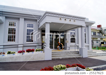 Okinawa · Milder Yonohara station building 25527623