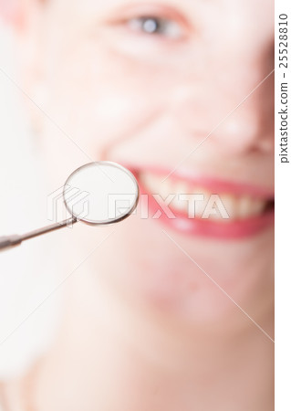 Check the teeth Check the teeth 25528810