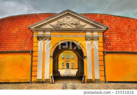 Former Royal Mansion, now Contemporary Art Museum 25531818