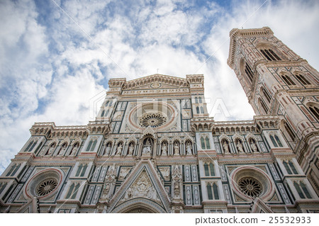 Cathedral of Santa Maria del Fiore 25532933