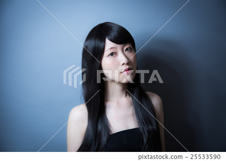 Black hair beauty 25533590