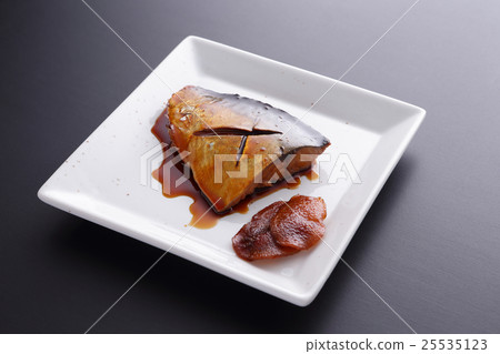 煮鯖魚 25535123