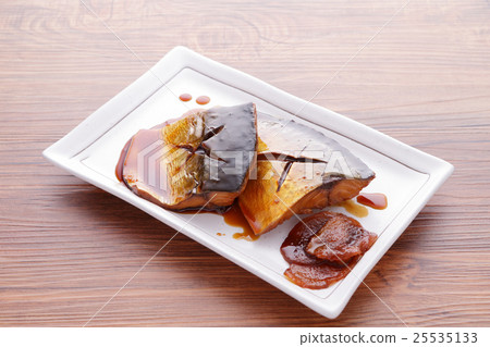 Boiled mackerel Boiled mackerel 25535133