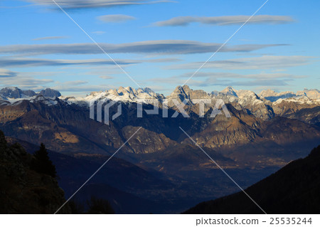 Winter panorama from Monte Grappa, Italy Winter panorama from Monte Grappa, Italy 25535244