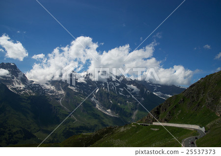 Grossglockner High Alpine Road, Austria Grossglockner High Alpine Road, Austria 25537373