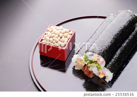 Ebakata and beans 25538516