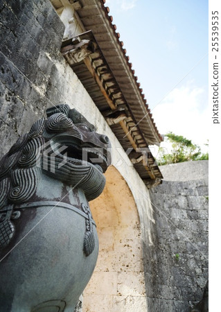 Shisa of Shuri Castle 25539535