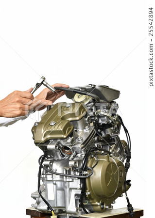 Maintenance of motorcycle engine 25542894
