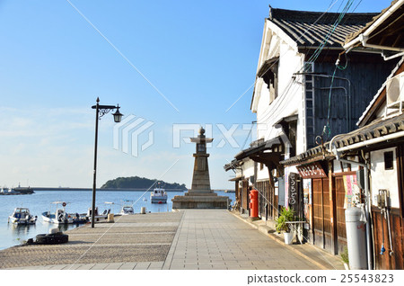 The port of Urashima and Night light The port of Urashima and Night light 25543823