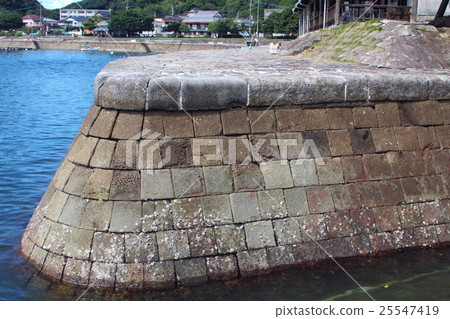 明治三角西港碼頭 25547419