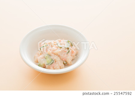 Taramo Salada Akuta Potato Salad White Back 25547592