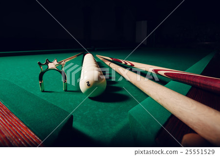 Billiard equipment 25551529